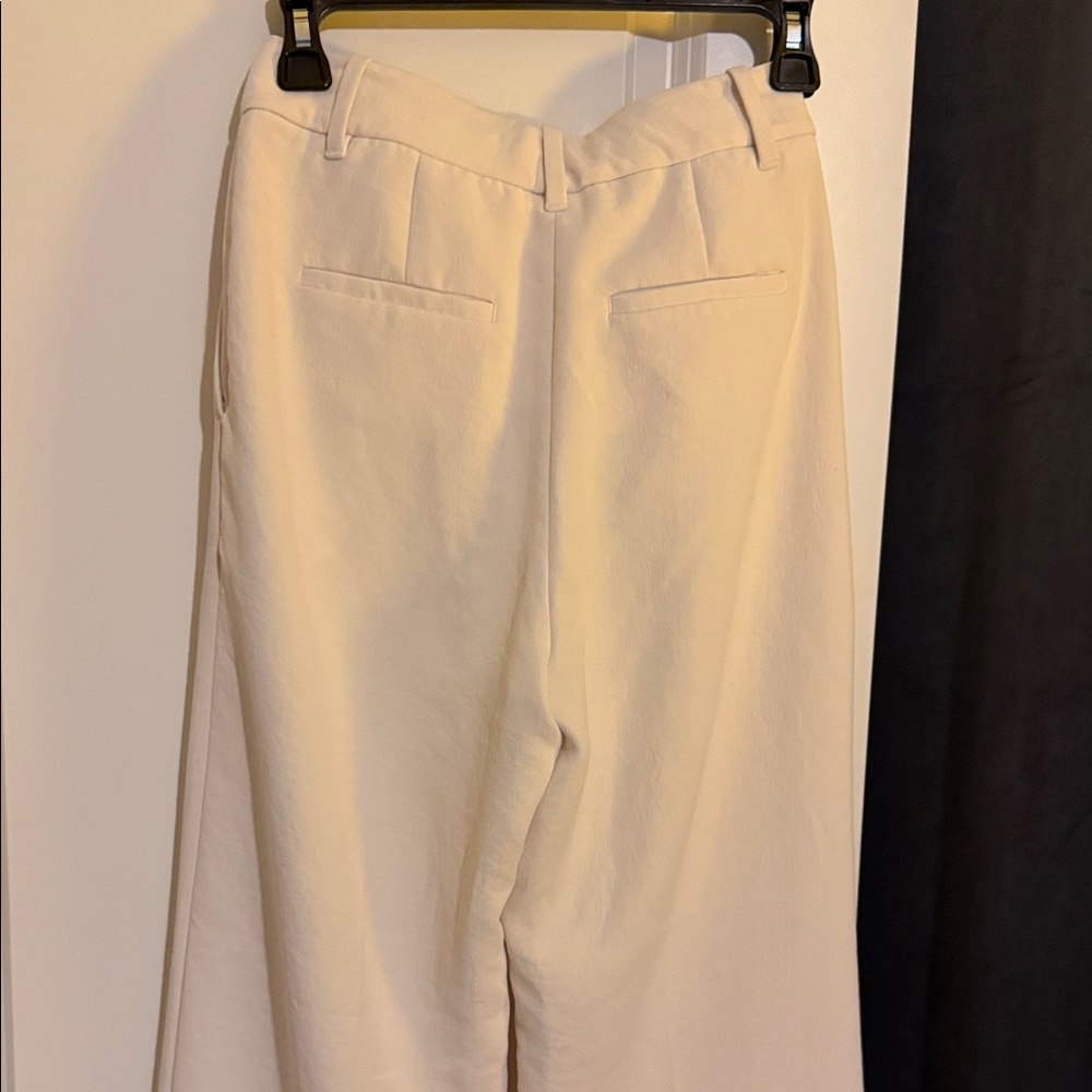 Aritzia The Effortless Pant in cream - Picture 5 of 5